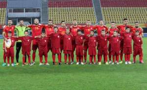 U21