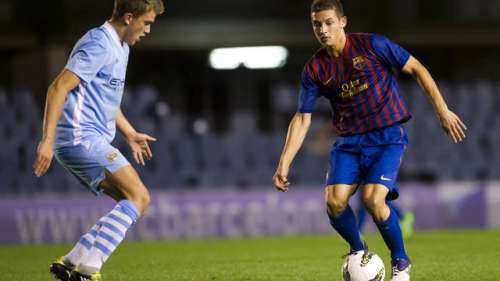 David Babunski (R) in action; photo: fcbarcelona.com