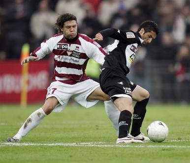 Aco Stojkov (R); photo: blick.ch
