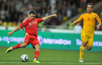 Demiri (R) playing for Macedonia; photo: wsport.kz