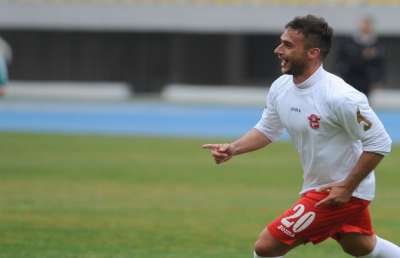 Blazhe Ilijoski in Rabotnichki jersey, photo: sport.com.mk