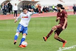 Leonard Zhuta (R) trying to block a ball, photo: hajduk.hr